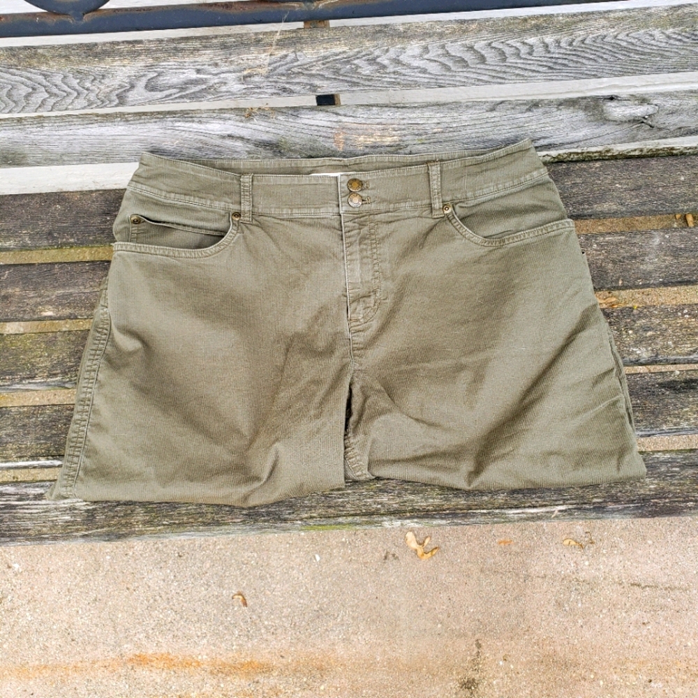 Jones New York Sport Capris